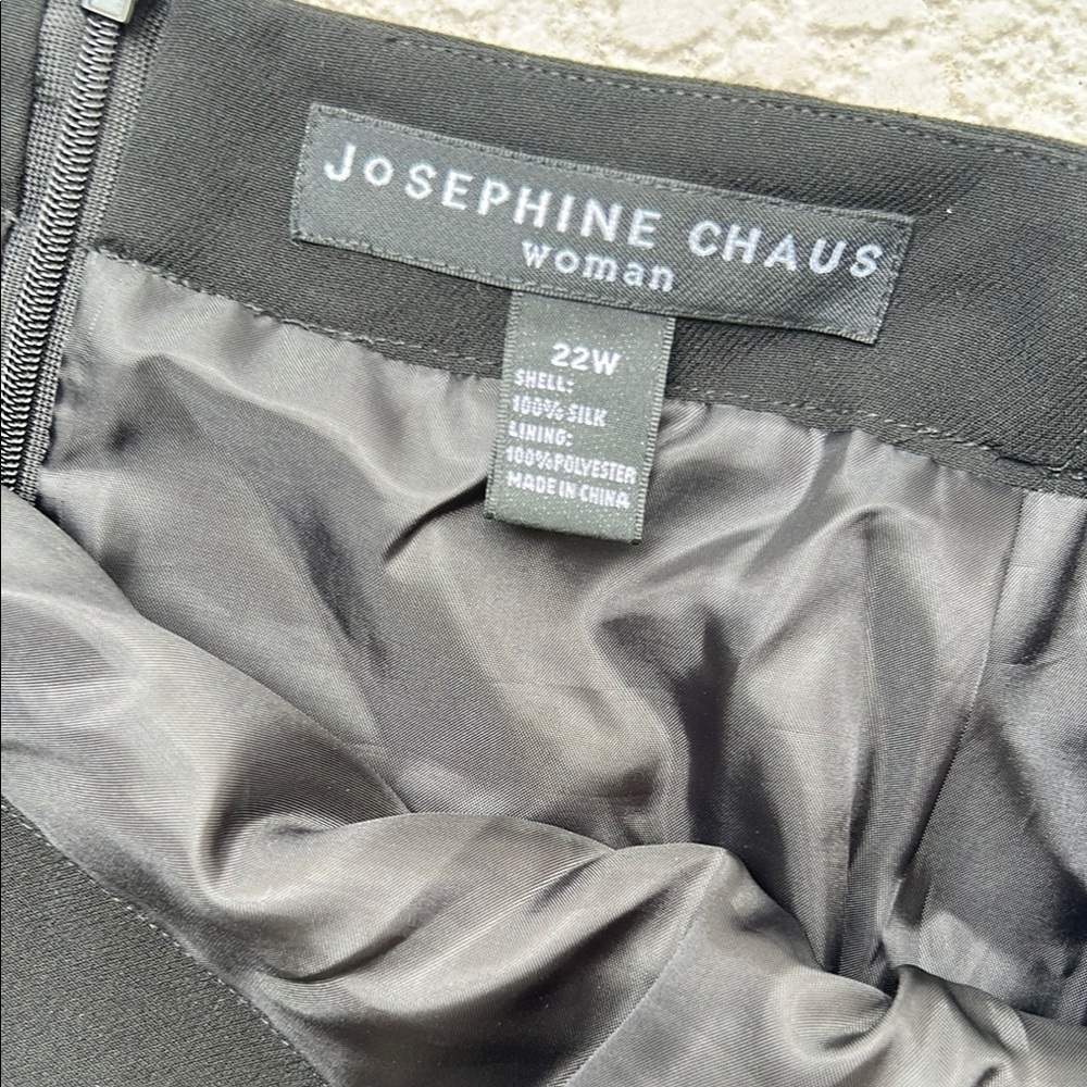 Josephine Chaus 100% Silk Black Knee-Length Pencil Skirt with Slit 22W - Picture 3 of 5